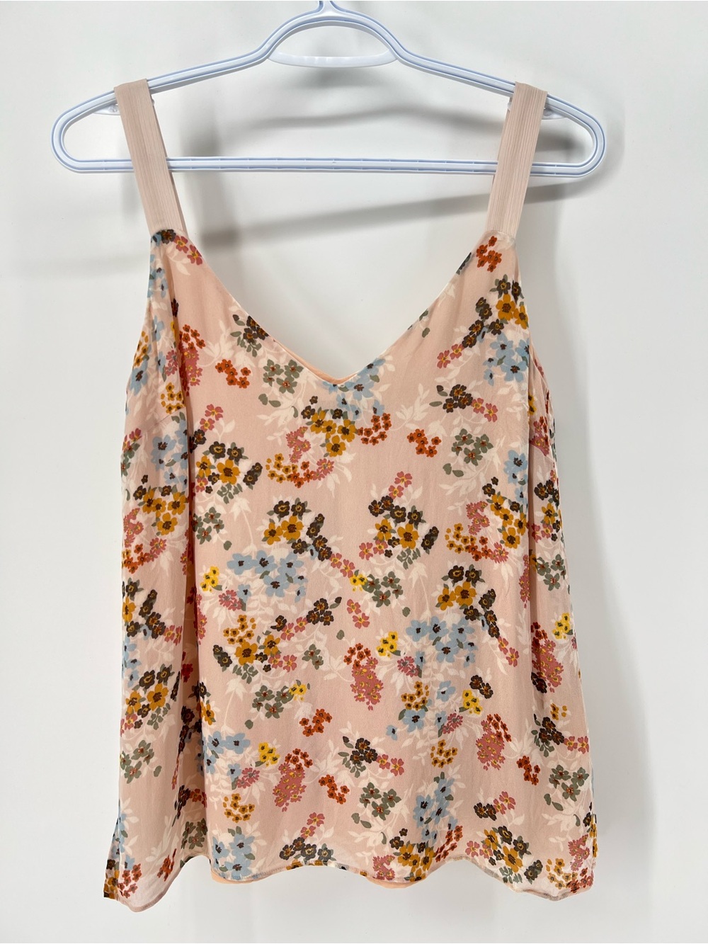 Massimo Dutti Women’s Size 6 Peachy Pink Floral V-Neck Cami